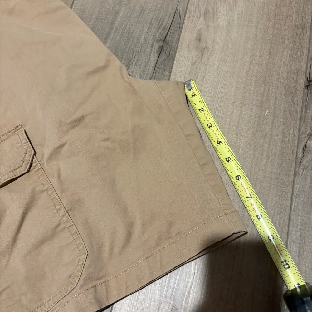 Banana cargo shorts tan size‎ medium